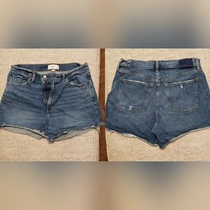 Abercrombie & Fitch Shorts 32 Curve Love